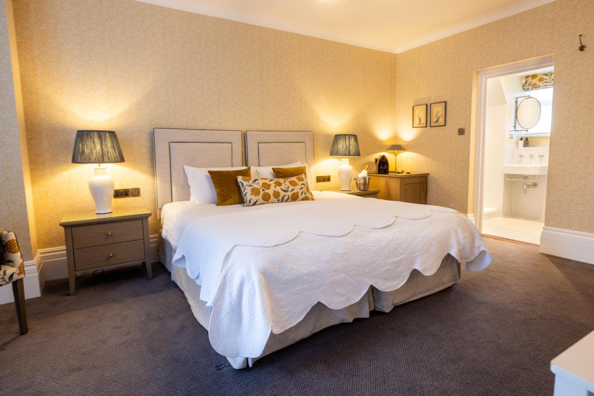 Western The Connaught Hotel&spa 4*